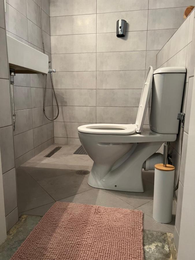 Cosy Guesthouse-Souterrain With Garden In City Center Corinth Dış mekan fotoğraf
